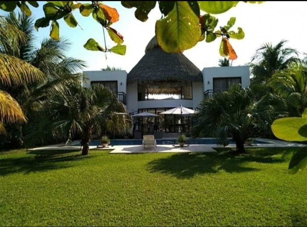 HACIENDA DEL MAR SEASIDE